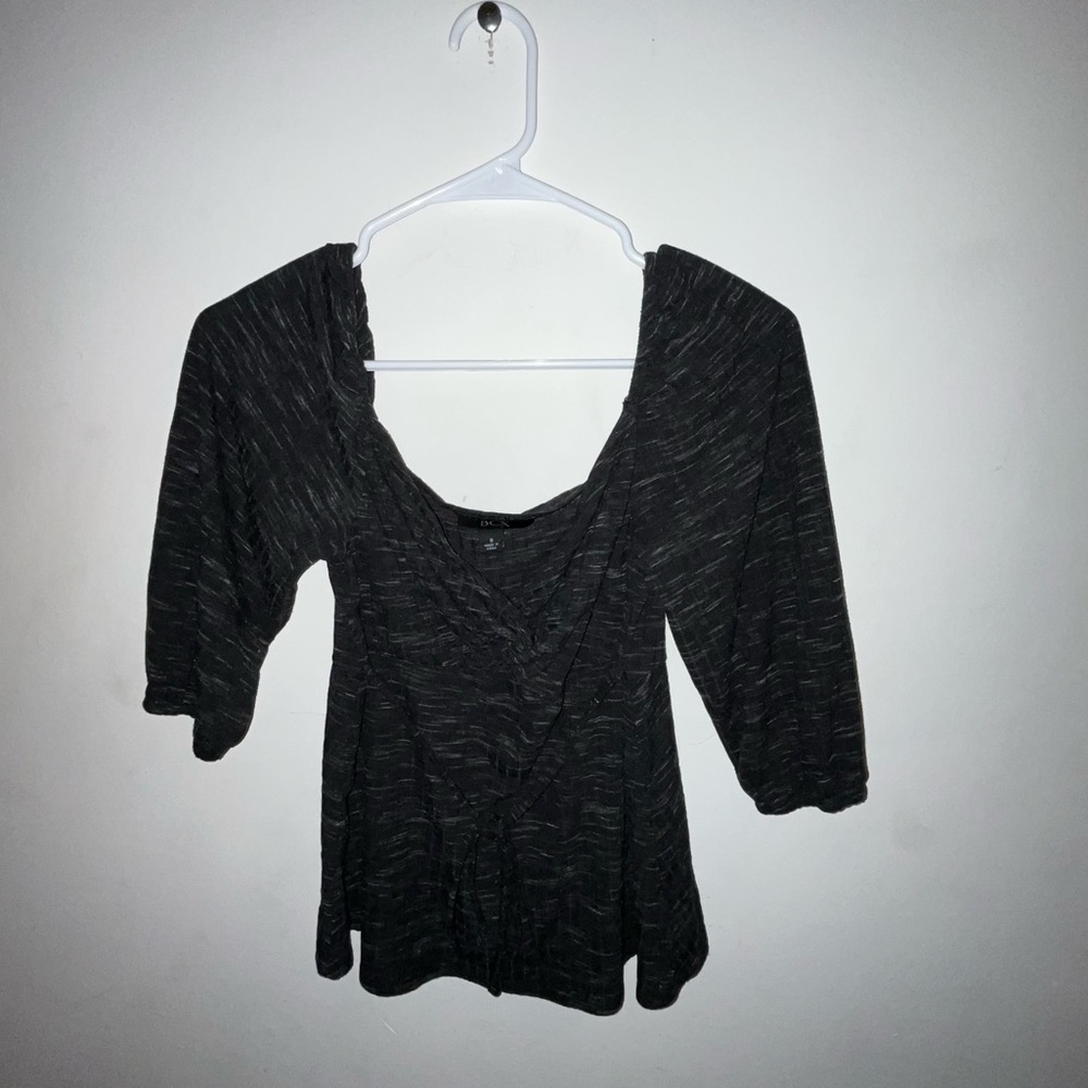 SHORT SLEEVED BLOUSE TOP
